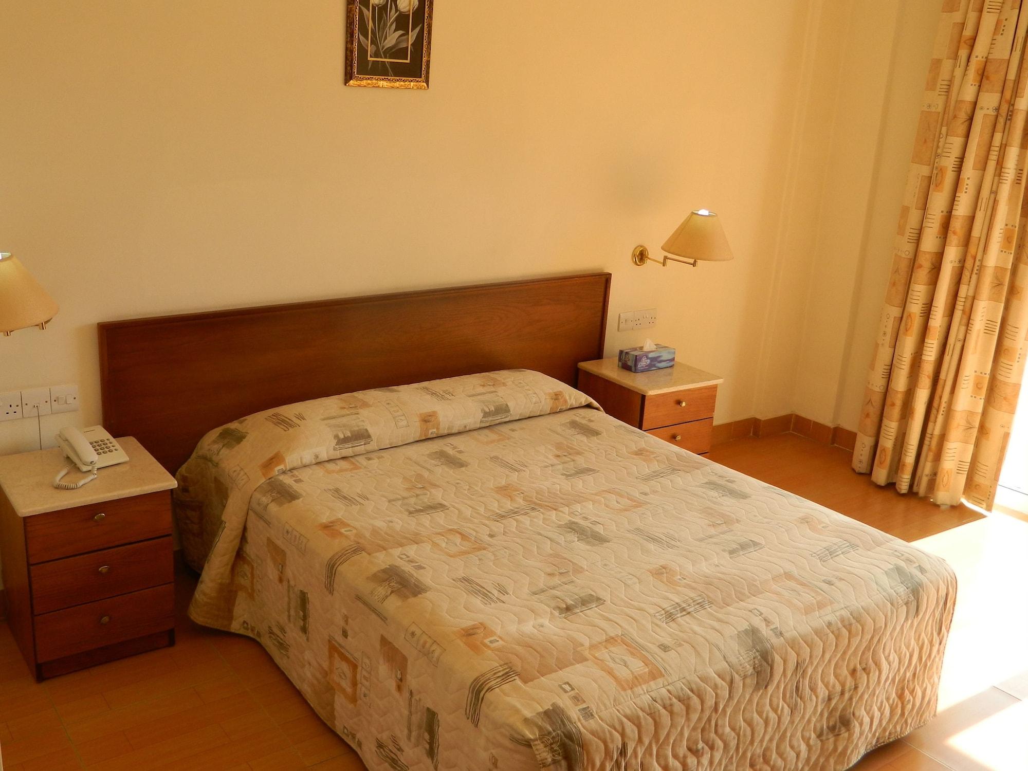 M. Moniatis Hotel Limasol Buitenkant foto