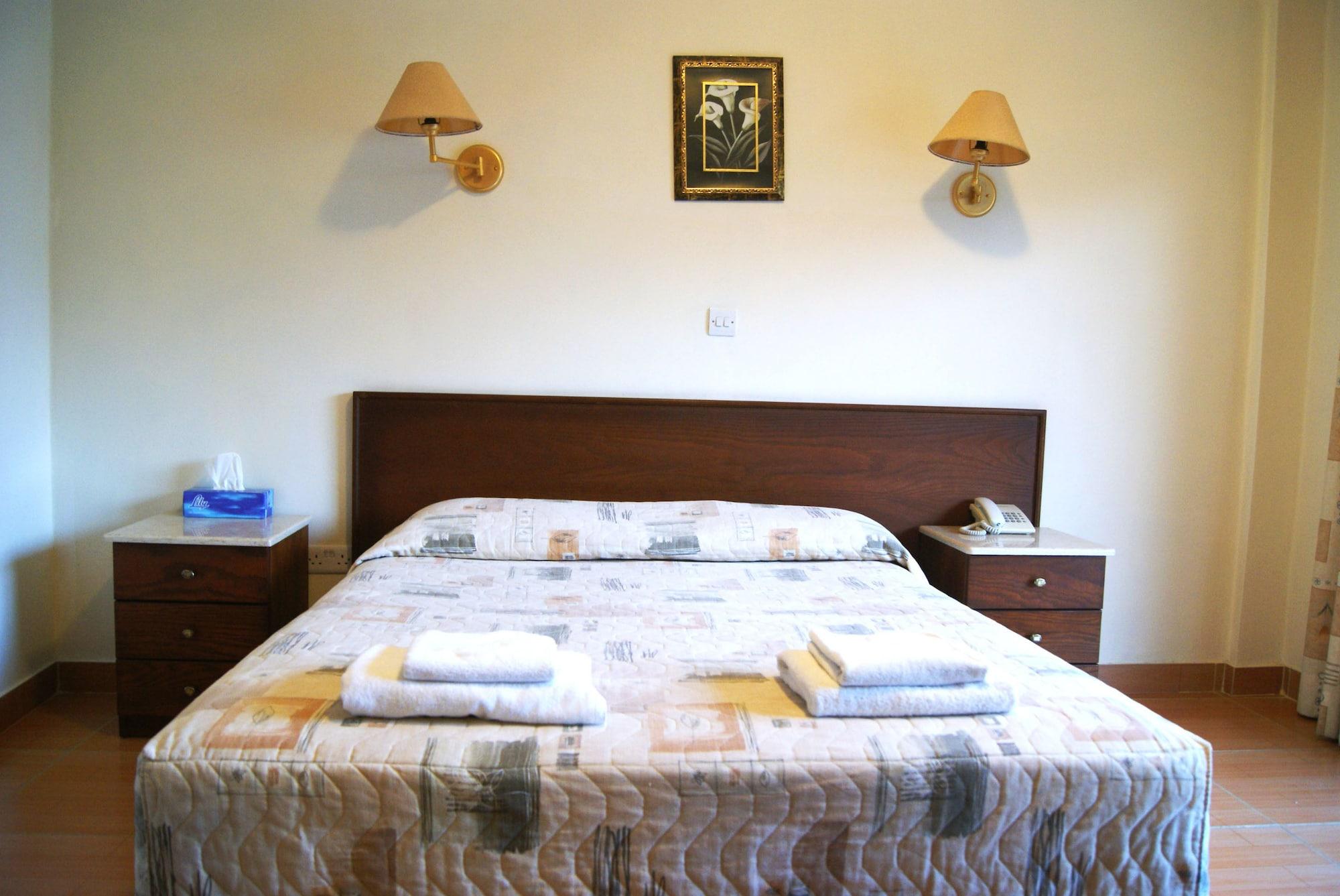 M. Moniatis Hotel Limasol Buitenkant foto