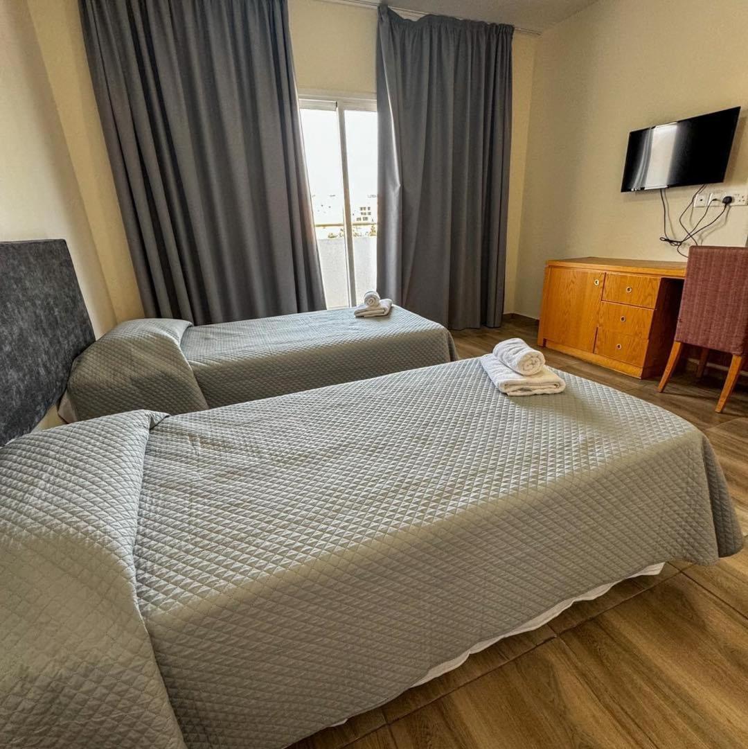 M. Moniatis Hotel Limasol Buitenkant foto