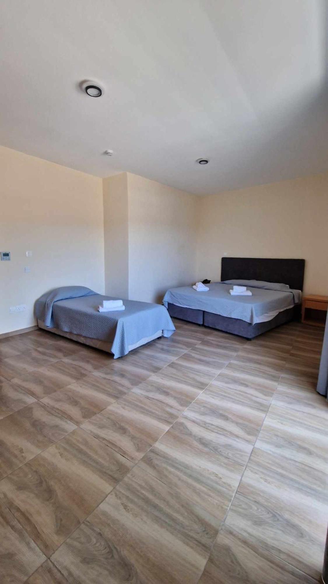 M. Moniatis Hotel Limasol Buitenkant foto